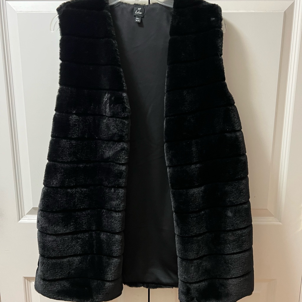 Echo Faux Fur Vest M/L